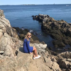 Meet your Posher, Carla